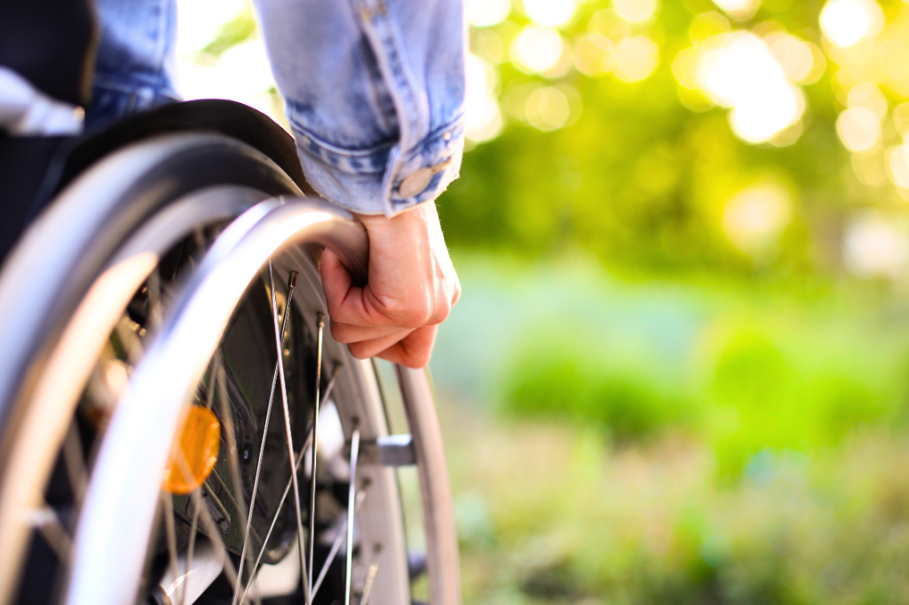 Dai contributi per patenti per disabili, al trasporto pubblico