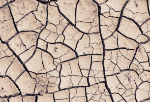 Emergenza siccità: tra razionamenti e dubbi sul diritto all’acqua, la quotidianità “è un incubo”