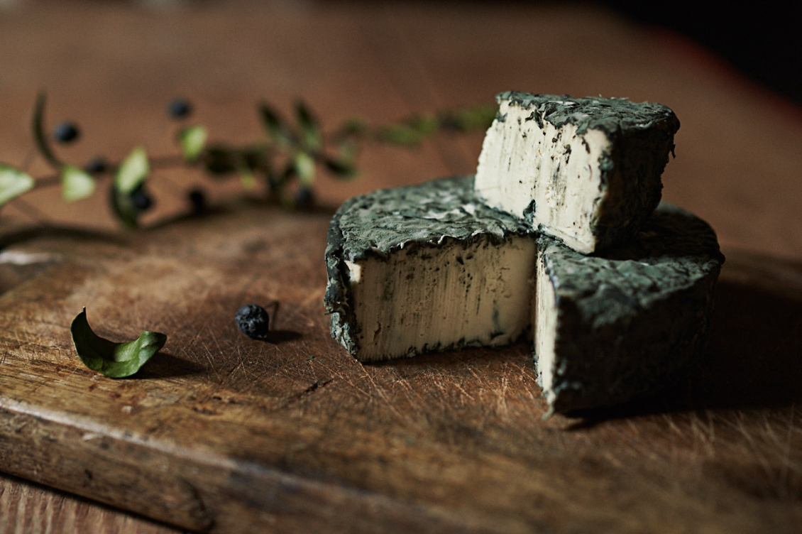 Antispecismo è sostenibilità: con Veghu il formaggio sardo è (anche) vegetale