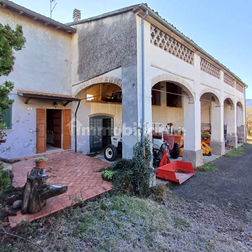 Offro Vendo Azienda agricola con terreni